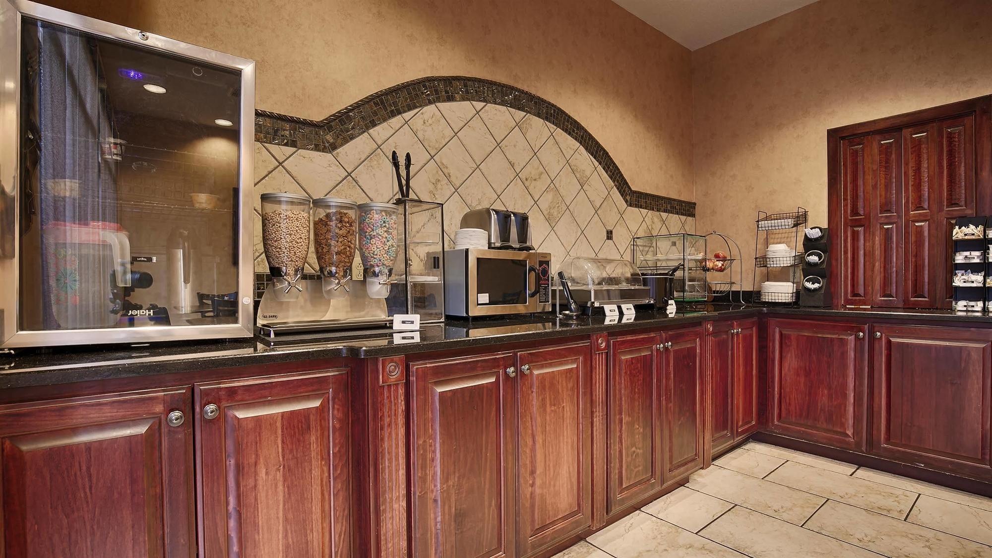 Best Western Plus Two Rivers Hotel & Suites Demopolis Kültér fotó